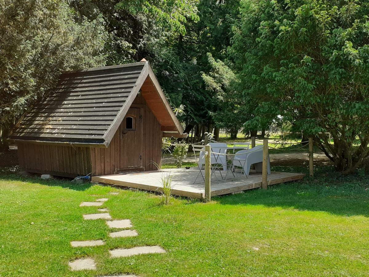 Cabane Aligote Saint-Albain ภายนอก รูปภาพ